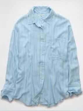 American Eagle Outfitters Light Blue Women's Button-Down Shirt